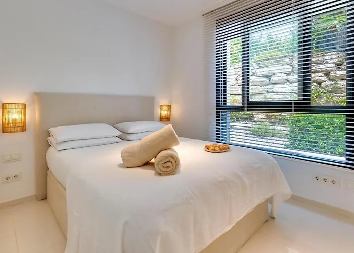 Amazing Ultra Modern Oasis In Atalaya Apartment Estepona