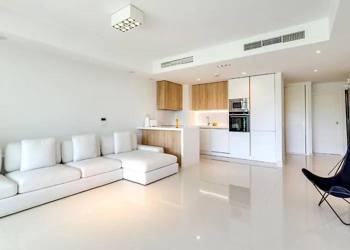 Amazing Ultra Modern Oasis In Atalaya Apartment *