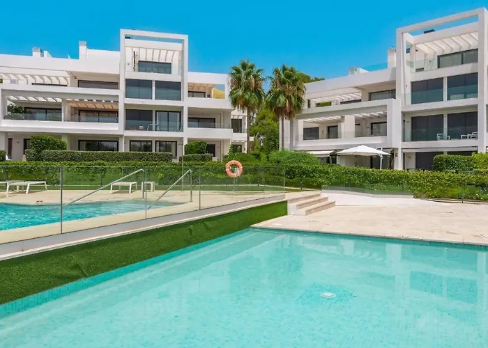 Amazing Ultra Modern Oasis In Atalaya Apartment Estepona