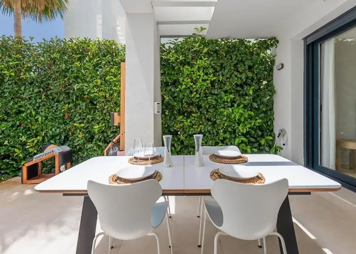 Amazing Ultra Modern Oasis In Atalaya Apartment Estepona