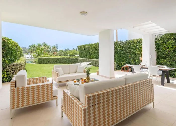 Amazing Ultra Modern Oasis In Atalaya Apartment