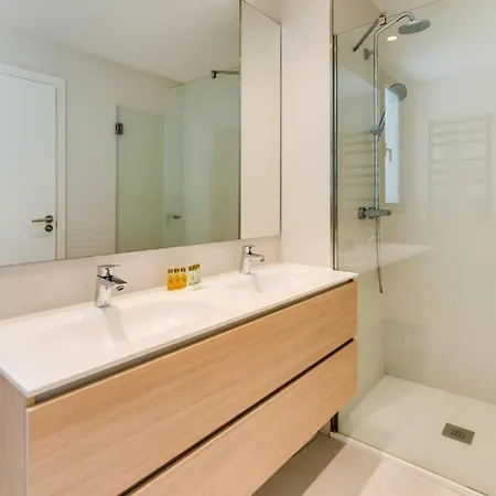 Amazing Ultra Modern Oasis In Atalaya Apartament Estepona