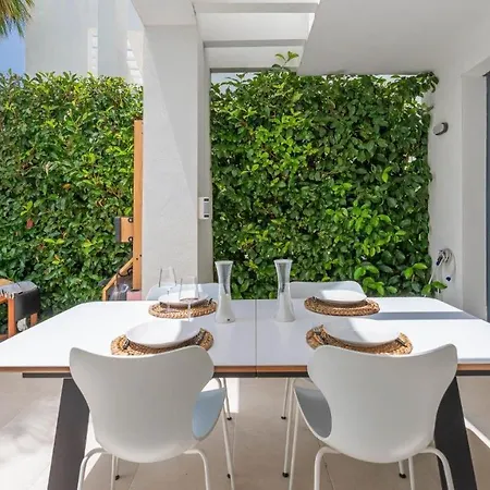 Amazing Ultra Modern Oasis In Atalaya Daire Estepona